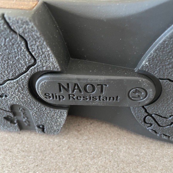 Men's Director shoes  *NAOT* EU 41  US 8-8.5 - Picture 8 of 9